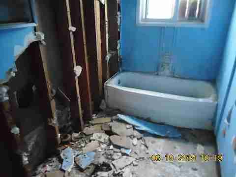 14040 Burt (16)_m.jpg